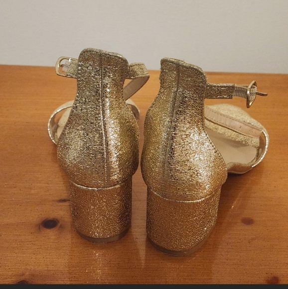 ❤️Lulus Gold  Block Heel Sandals 5.5 - Picture 3 of 4